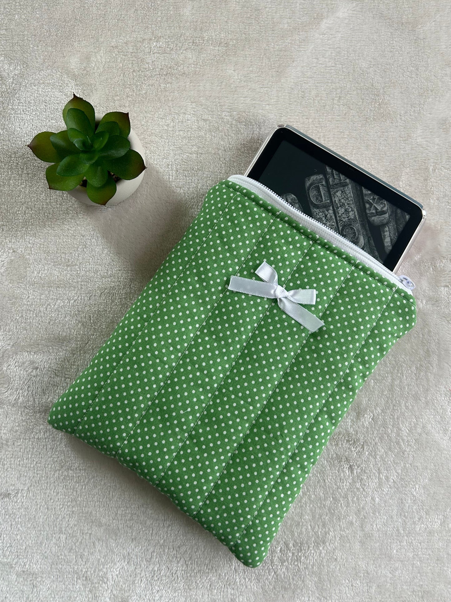 Green Dot Kindle Sleeve