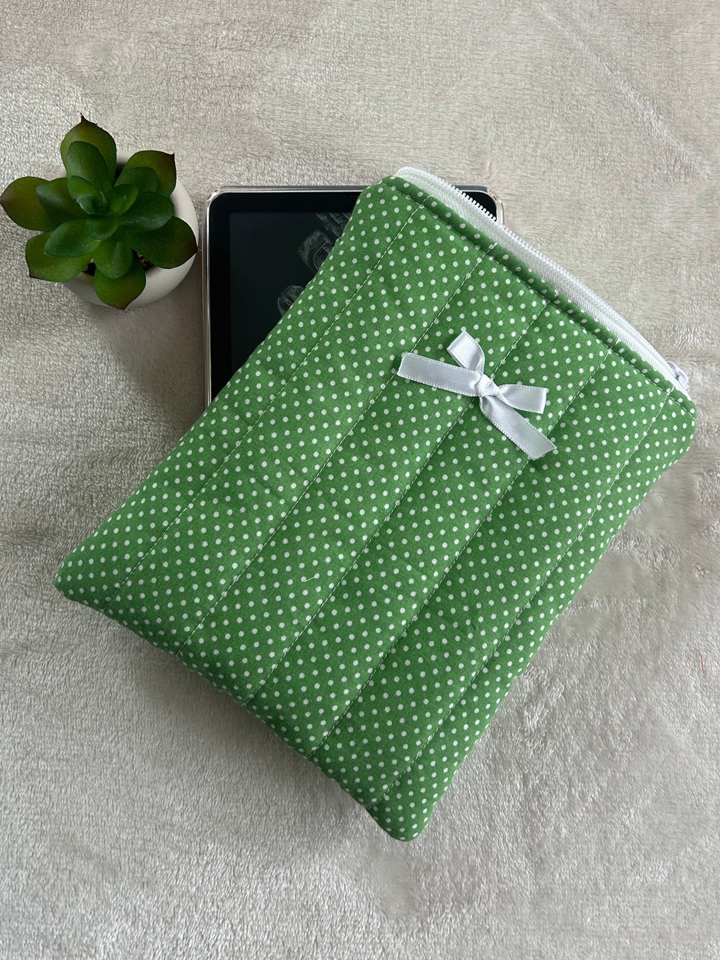 Green Dot Kindle Sleeve