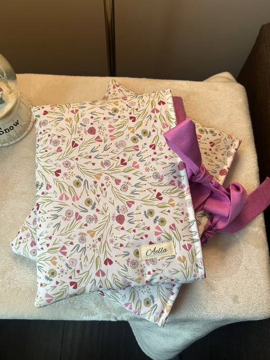Bouquet Book Sleeve