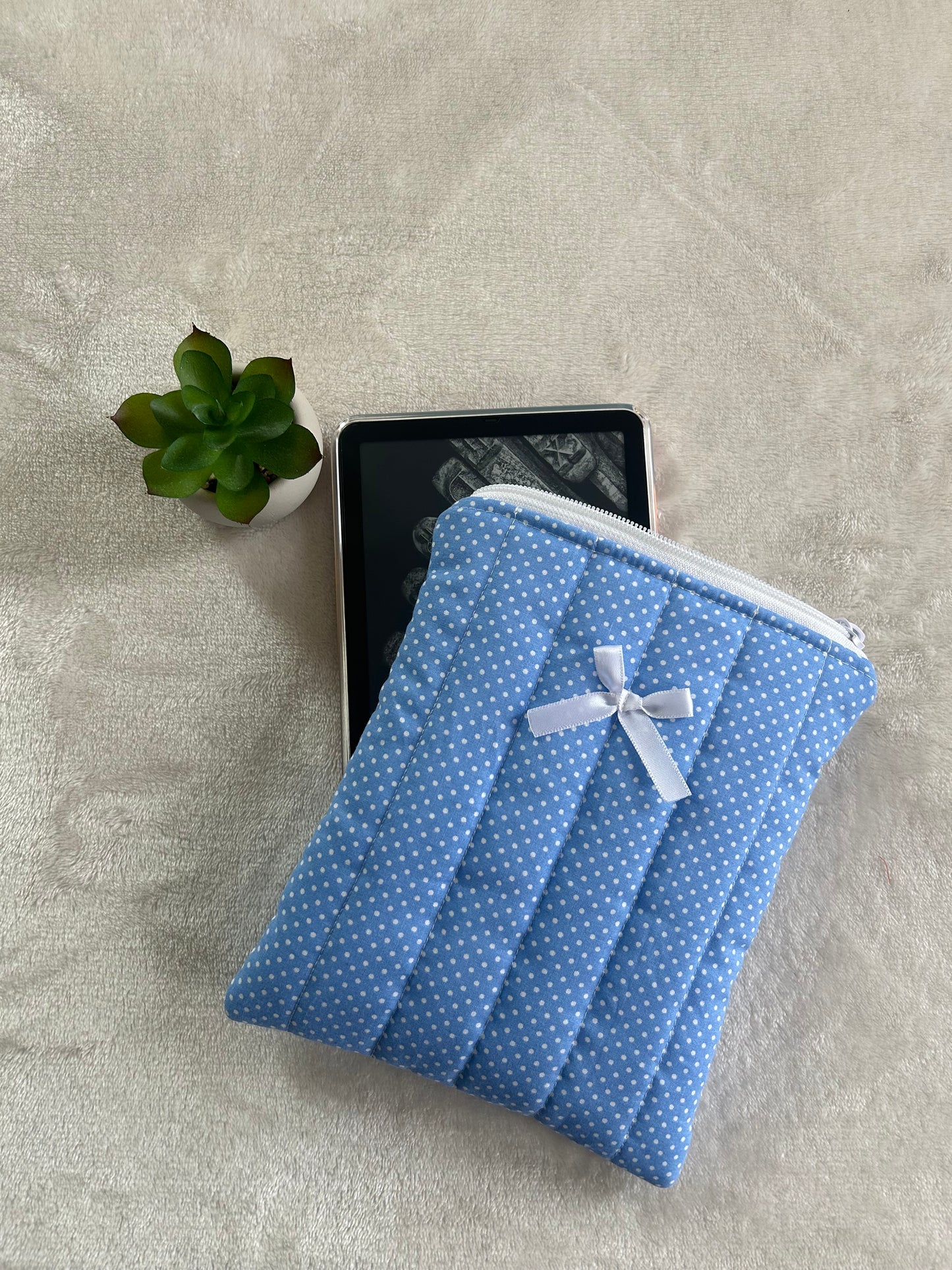 Blue Dot Kindle Sleeve