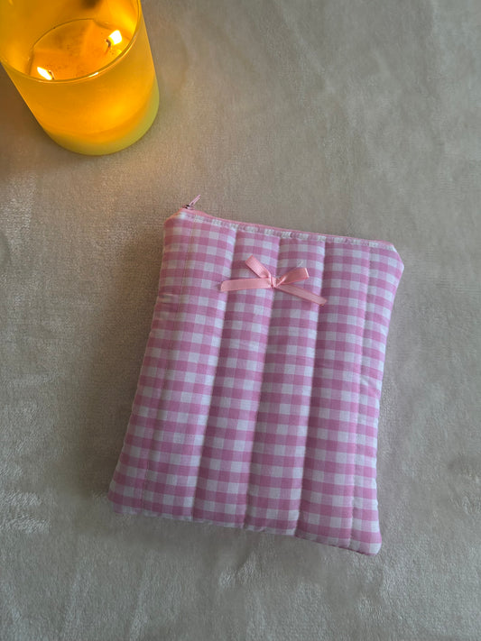 Pink gingham Kindle Sleeve