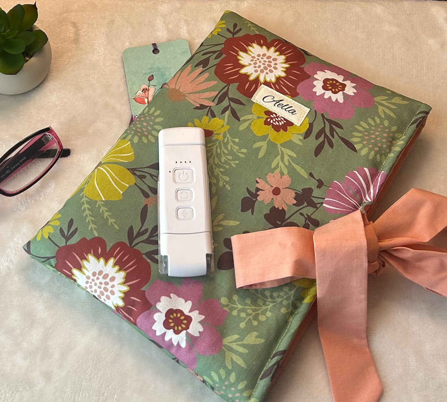 Green Bouquet Book Sleeve